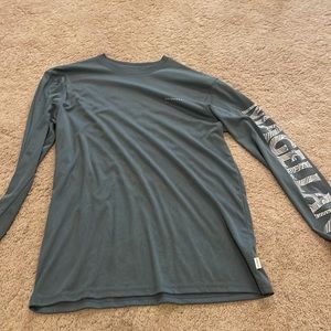 Magellan Outdoors long sleeve